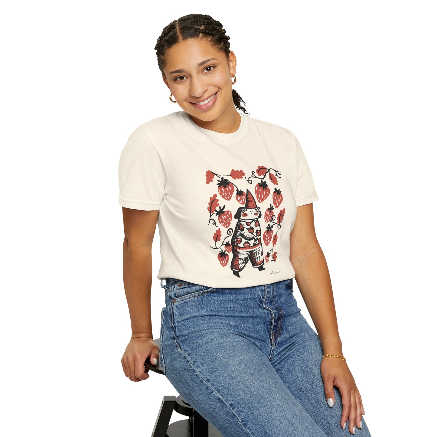 Cute Frog Gnome and Strawberry Graphic T-Shirt - Funny Goblincore Summer Tshirt